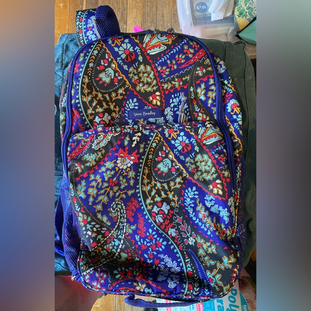 Vera Bradley Multicolor Voyage Travel Backpack . PERFECT FOR HOLIDAY TRAVEL